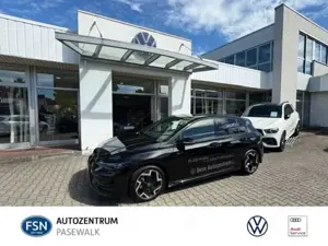 Volkswagen Golf 8 DA 1.5 TSI DSG R-Line