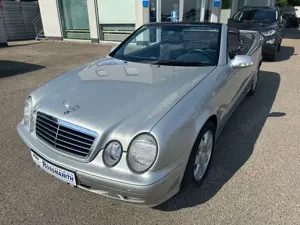 Mercedes-Benz CLK 200 Cabrio AVANTGARDE *PDC, Tempomat