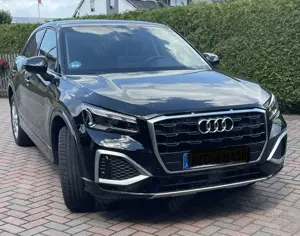 Audi Q2 30 TFSI advanced Navi, AHK, Matrix, Kamera
