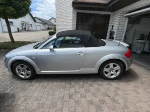 Audi TT Roadster 1.8 T Mit Hardtop