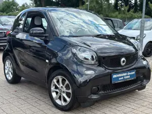 smart forTwo Coupé PASSION*KLIMA*NAVI*SITZHEIZUNG*PANO