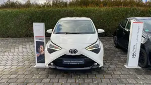 Toyota Aygo X -play Club 5-türer Facelift Kam. LM