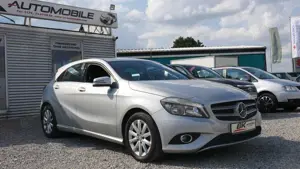 Mercedes-Benz A 180 1.6 Euro 6 TÜV,- Kundendienst Neu Sitzheizung Klimaanlage