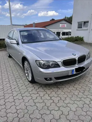 BMW 750 750i