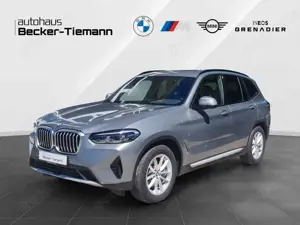 BMW X3 xDrive30e 18" / AHK / DrivAss / HiFi / ParkAss / D