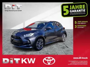 Toyota Yaris 1.5 Teamplayer SP+CP ACC+LED+SHZ+Kamera