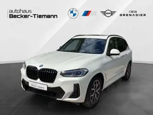 BMW X3 xDrive30e 19" / M Paket / AHK / HiFi / Pano / Park