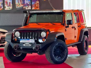 Jeep Wrangler Unlimited Lang Seilwinde AHK Navi LED
