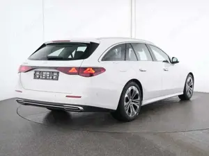 Mercedes-Benz E 220 d T Avantgarde*Advanced*LED*Kamera*AHK*