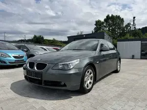 BMW 530 5er 530i / Xenon / PDC
