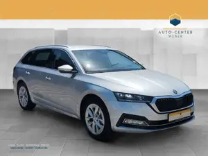Skoda Octavia CombiI 2.0 TDI Style DSG ACC*AUT*HUD*KeyLess
