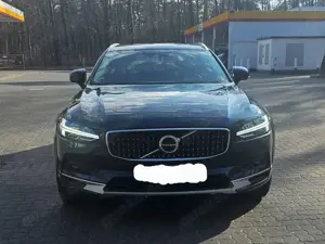 Volvo V90 Cross Country