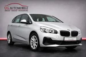 BMW 218 2 Active Tourer 218 i * AUT * R-KAM * 8xALU