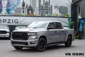 Dodge RAM Laramie Night 5,7l V8,ACC,Pano,MY26