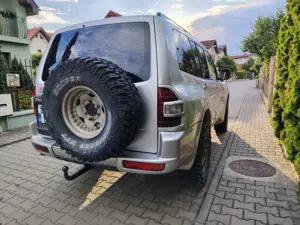 Mitsubishi Pajero 3.2 DI-D Elegance Bild 5