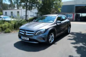 Mercedes-Benz GLA 200 Style/ Euro 6/ SHZ/ NAVI/ IsoFix/ PDC