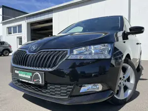 Skoda Fabia Combi 1.0 TSI Active 94€ LMF16 SHZ PDC MFL