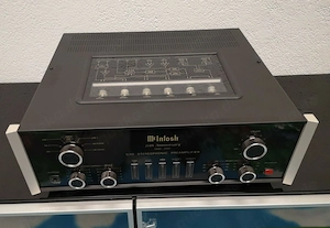 Verstärker McIntosh C70