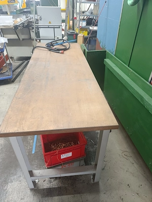 Werkbank  Arbeitsplatte Abmessung 2 Meter lang 70 cm breit