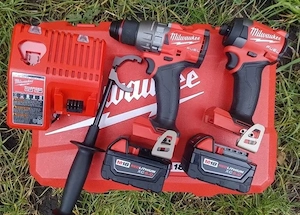 Milwaukee M18 FUEL Combo-Kit (2904-2 x 5.0Ah Akku