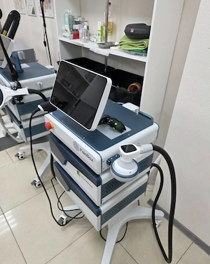 Kombigerät Stoßwellentherapie + Ultraschall (Fokussiert & Radial)  Bild 2