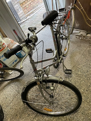 Heidemannrad Kultrad mit zwei Retroklingeln, Reflektoren und Abstandsschelle