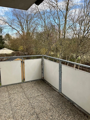 Stilvolle 3-Zimmer Wohnung mit geflekte Innenausstattung mit Balkon, Garage und EBK in Waiblingen Bild 9