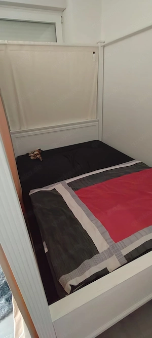 Hochwertiges Himmelbett aus Holz (140   200 cm) inkl. Luxus-Lattenrost   Vorhänge optional