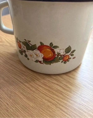 Vintage Emaille Messbecherset