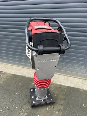 Dynapac Stampfer DR7X wie Bomag  BT65 68 kg