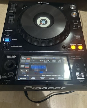 Pioneer XDJ-1000 MK1 DJ Player in OVP Top Zustand