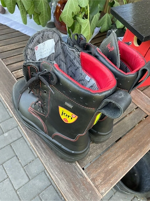 Sicherheitsarbeitsstiefel