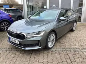 Skoda Superb Combi 2.0 TDI 142kW 4x4 Navi ACC AHK