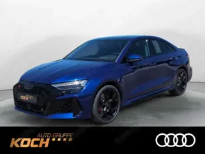 Audi RS3 TFSI qu. *San Marino Blau Met. Au