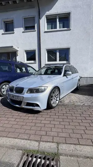 BMW 330 330i