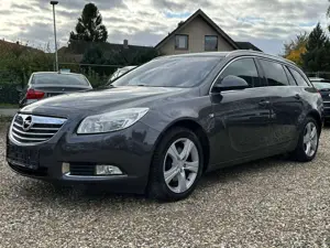 Opel Insignia 2.0CDTI Sport SHZ Navi 160PS Scheckheft Zahnriemen