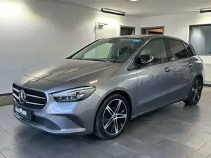 Mercedes-Benz B 180 d | PROGRESSIVE | PANO | NAVI | LED