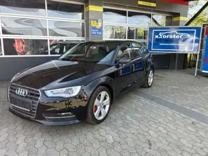 Audi A3 1.2 TFSI SPORTBACK SERVICE  BREMSEN NEU