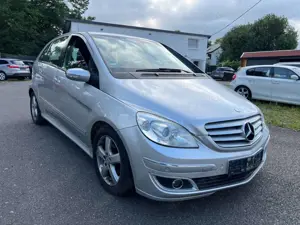 Mercedes-Benz B 200 B 200 (245.233)  Automatik