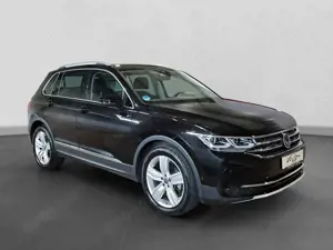 Volkswagen Tiguan Elegance *Matrix*Standhz*AHK*HUD*ACC*Kamera*