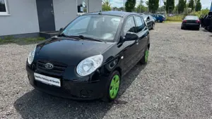Kia Picanto 1.1 8-fach bereift TÜV  Service neu