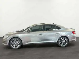 Skoda Superb 2.0 TSI 4x4 DSG Sportline Bild 2