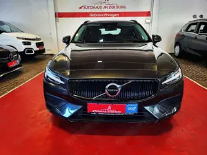 Volvo V60 Momentum Core