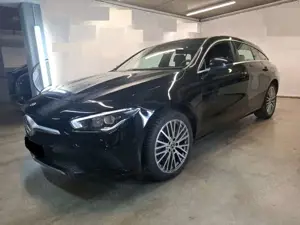Mercedes-Benz CLA 250 CLA 250e Shooting Brake Aut Leder Navi LED SHZ
