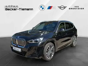 BMW iX 1 xDrive30 20" / DrivAssProf / ParkingAss+ / Aktiv