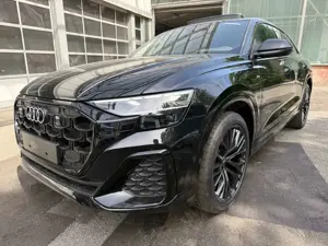 Audi Q8 50 TDI quattro /PANO/MATRIX/22"/S-Line