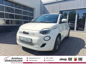Fiat 500e WinterP.+RFK.+PDC+Apple CarPlay+Android Auto+Klima