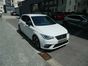 SEAT Ibiza FR 1.0 TSI DSG VollLED/Sitzheiz/Navi/PDC/Kamera/DriveSelect/Beats/