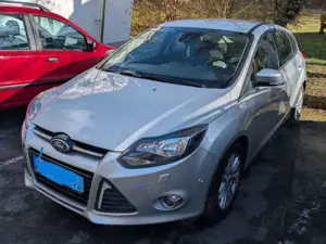 Ford Focus Focus Fließheck 1.0 EcoBoost Start-Stopp-System Titanium