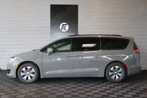 Chrysler Pacifica S 3.6L E-HYBRID/7-SITZER/HK/TV/KAMERA Bild 2